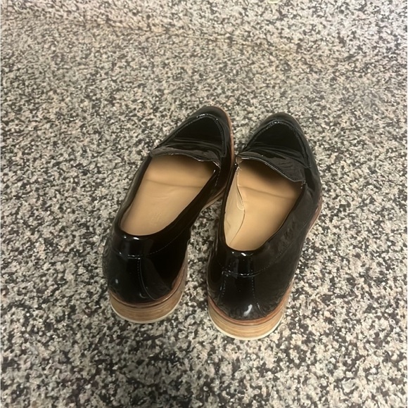 Ladies EVERLANE BLACK PATEN MODERN LEATHER LOAFERS - Picture 5 of 10